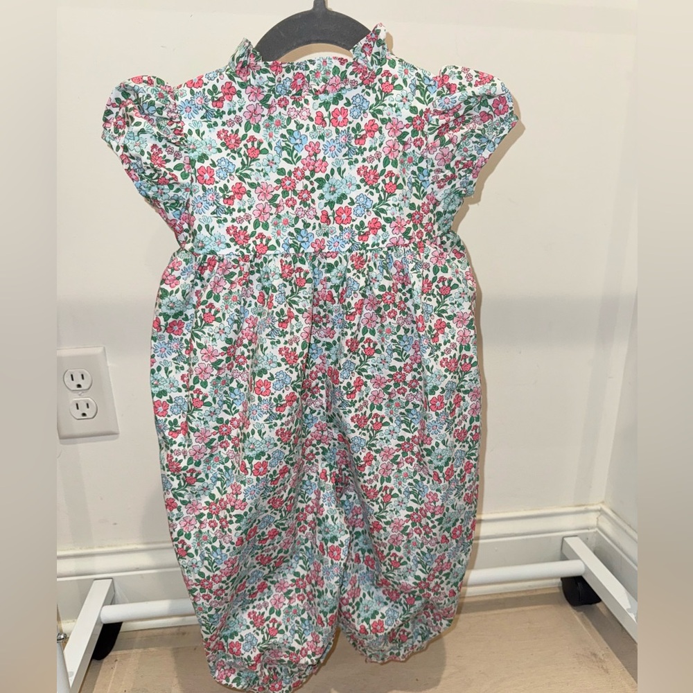 SOLD OUT LITTLE ENGLISH NWOT Canterbury Floral Birdie Romper 18M - Picture 4 of 7